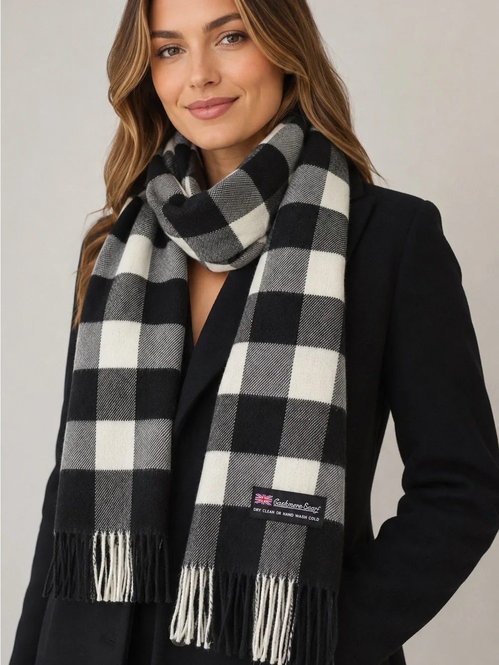 100% Cashmere Scarf Made in Scotland Black White Plaid Fringe Unisex